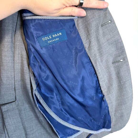 Cole Haan Grand.Os Gray Suit Jacket Size 36S - Picture 7 of 8